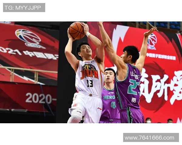 深圳篮球队阵地战分析：优劣势与未来发展方向探讨